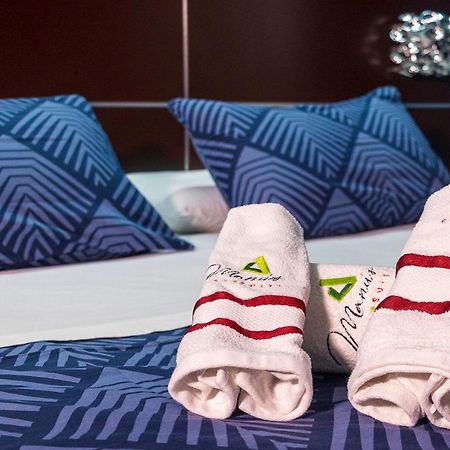 Manu'S Guest Suite Cosenza Zewnętrze zdjęcie