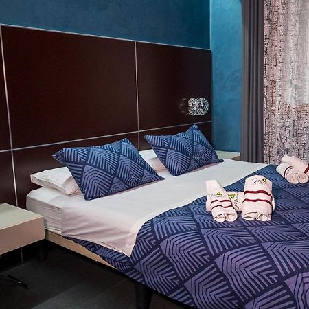Manu'S Guest Suite Cosenza Zewnętrze zdjęcie
