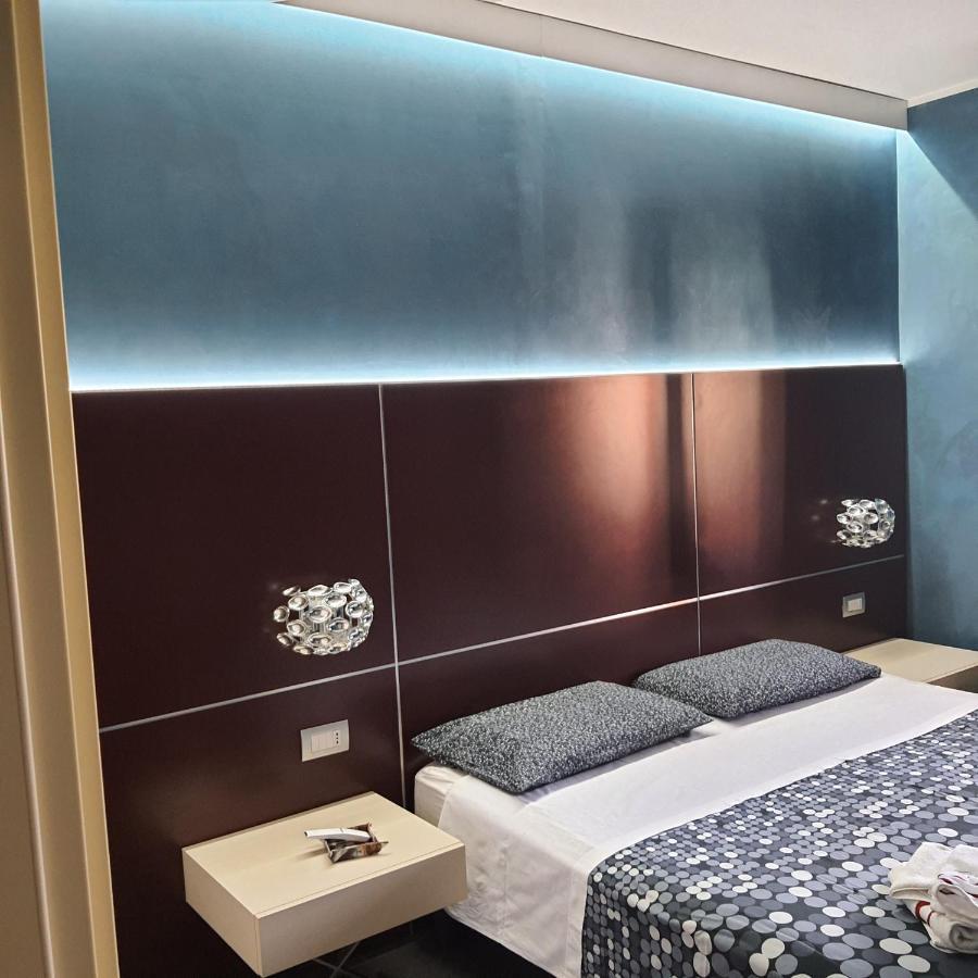 Manu'S Guest Suite Cosenza Zewnętrze zdjęcie