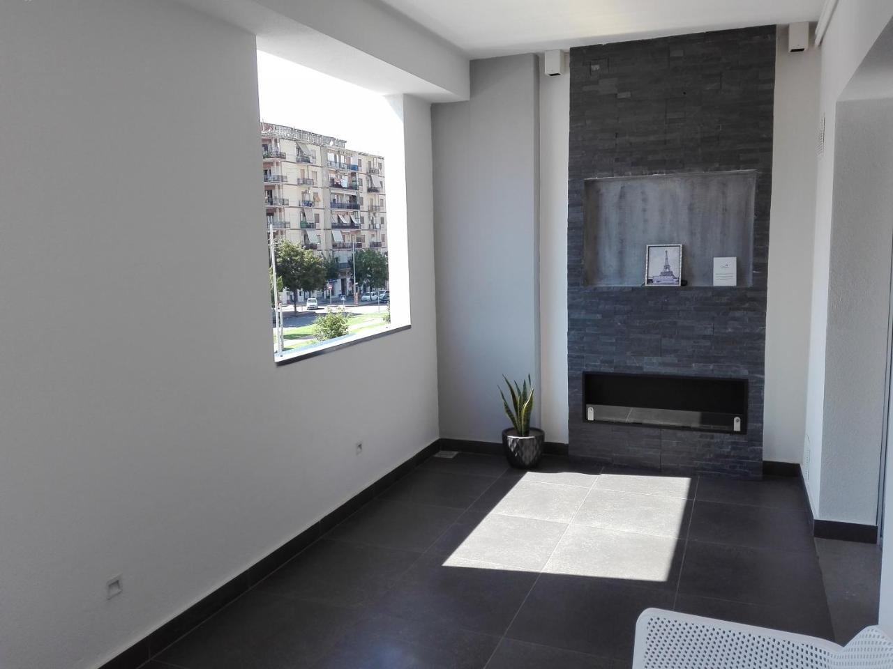 Manu'S Guest Suite Cosenza Zewnętrze zdjęcie