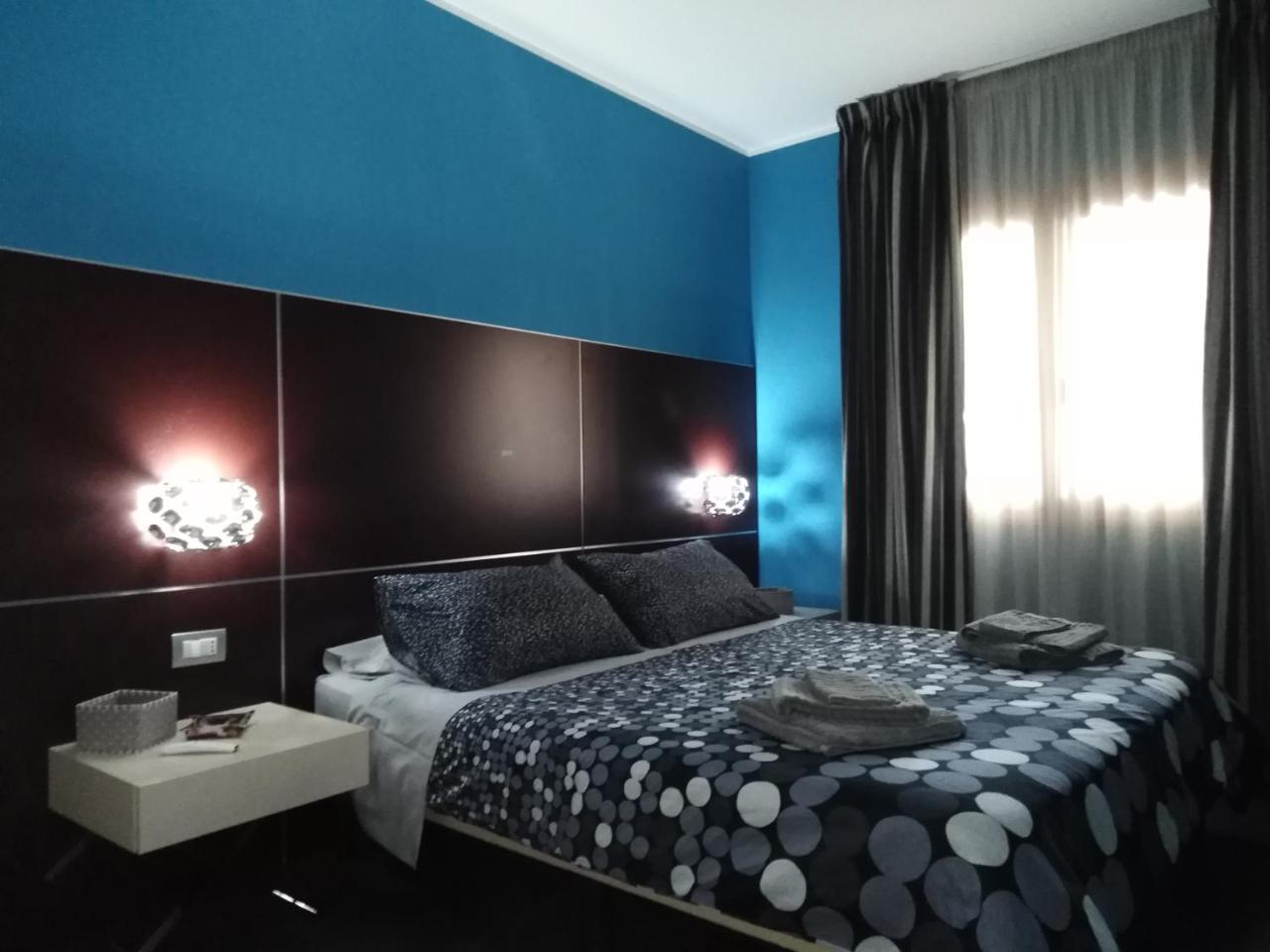 Manu'S Guest Suite Cosenza Zewnętrze zdjęcie